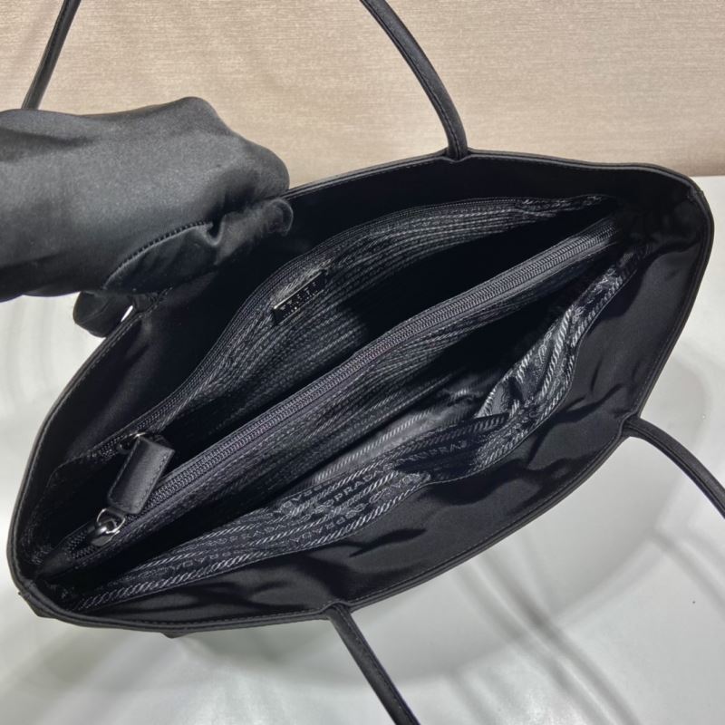 Pra*a tote bags